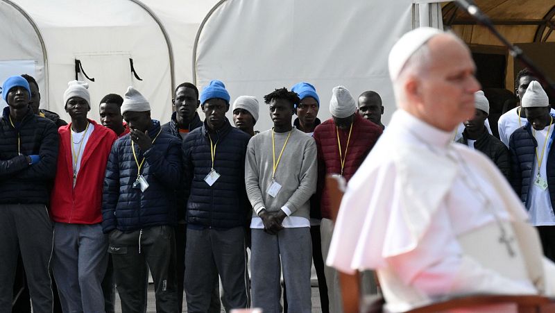 7 días - Migración en Canarias, más allá de la visita del papa - 7 días | Escuchar