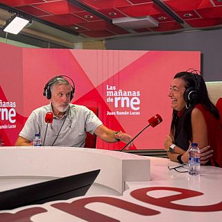 Emilio Arag�n y Sonia Fern�ndez-Vidal, unidos por la LIJ