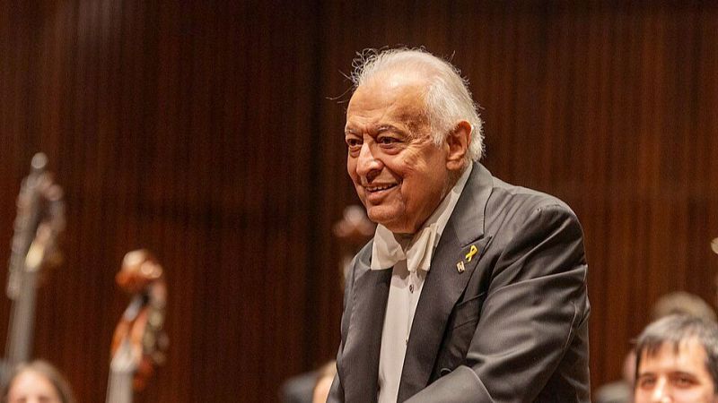Fila cero - FIMDG: Z. Mehta, Orq. del Maggio Musicale Fiorentino - 12/06/26 - Fila cero | Escuchar