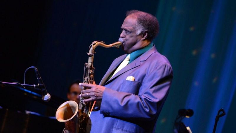 S�lo jazz - Houston Person, un saxofonista exento de afectaci�n - 14/06/26 - S�lo jazz | Escuchar