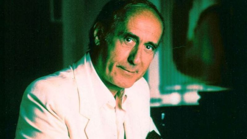 No es un día cualquiera - Tertulia de maduritos interesantes: Henry Mancini y el Día Nacional de las Lenguas de Signos Españolas | Escuchar