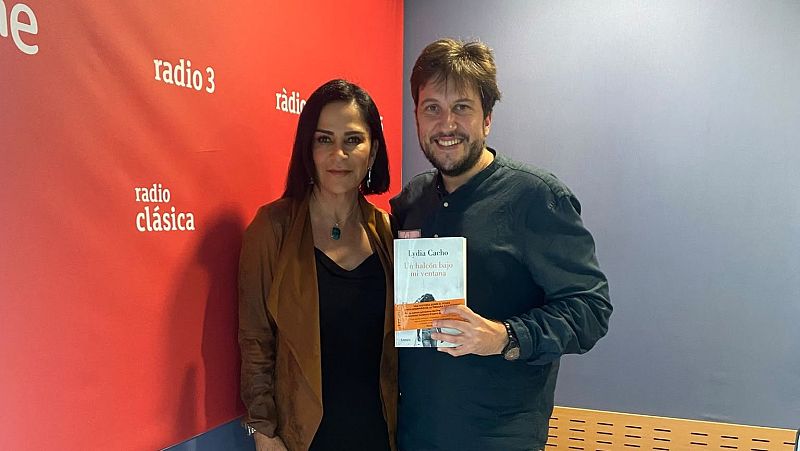 Entrevista Lydia Cacho, periodista que ha publicat "Un halcón bajo mi ventana" - Són 4 dies | Escuchar
