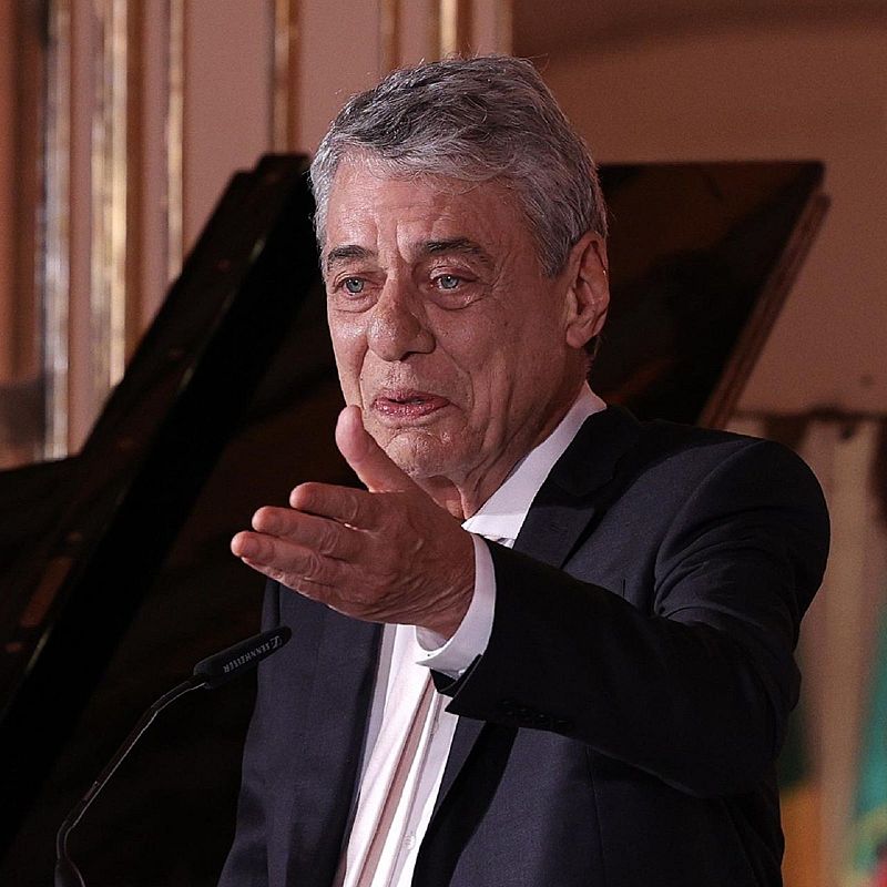Tal día como hoy - Chico Buarque - 19/06/26 - Escuchar ahora