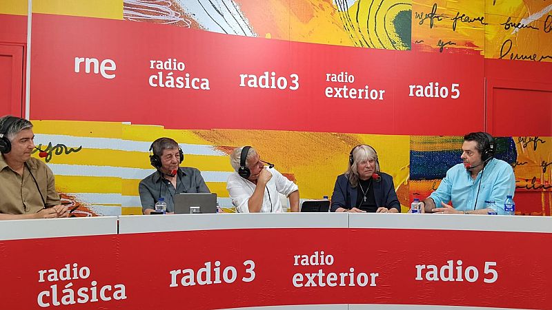 Especial centenario José Manuel Caballero Bonald - Especiales RNE | Escuchar