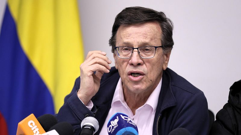 La Central Unitaria de trabajadores de Colombia: "De la Espriella es volver al pasado y perder los derechos conseguidos" - Escuchar ahora