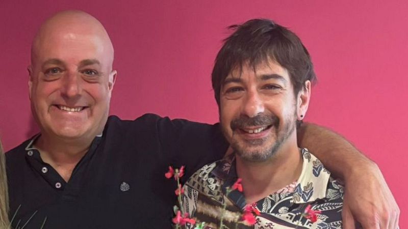 El mat� de R�dio 4 - El rumbero David Canal arrasa cantant 'La Flaca' de Jarabe de Palo - El mat� de R�dio 4 | Escoltar