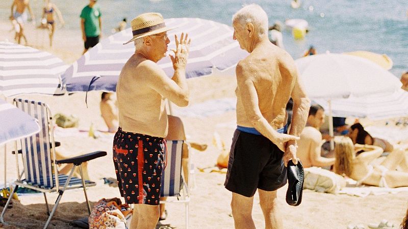 Bon dia i bona sort - El negacionisme solar alerta els experts: la pell no s'acostuma al sol ni cap protector protegeix totalment - Bon dia i bona sort | Escoltar