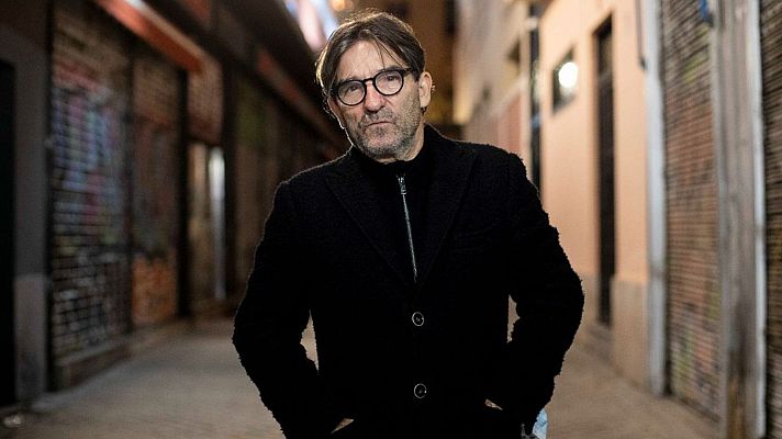 Javier Tolentino prepara su nueva pel�cula, 'Mar Rojo'