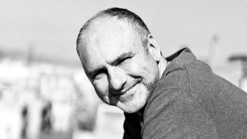 Una filosofía de la risa: Bernat Castany Prado - Navarra Informativos | Escuchar
