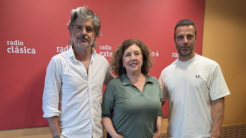 Va de Cine - Aina Clotet, Carles Garriga, Carles Francino i Bajo el mismo sol - Va de cine | Escoltar