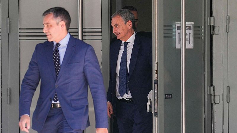 El Pla B - Tert�lia | Zapatero, al centre del debat, i la corrupci� pol�tica - El pla B | Escoltar