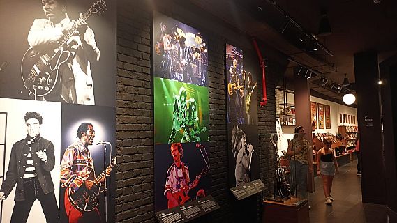El Museu del Rock es reinventa amb visionaris i guitarres m�tiques