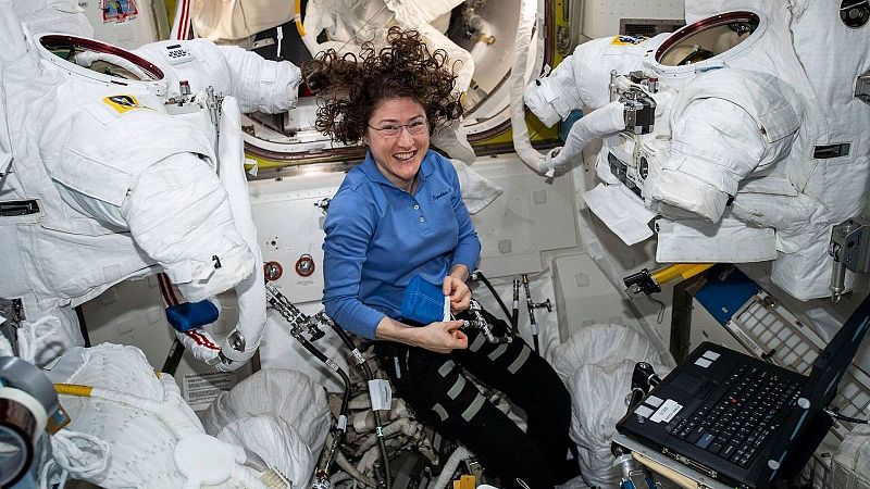 Protagonistes de la setmana: Vocinha i Christina Koch - S�n 4 dies | Escuchar