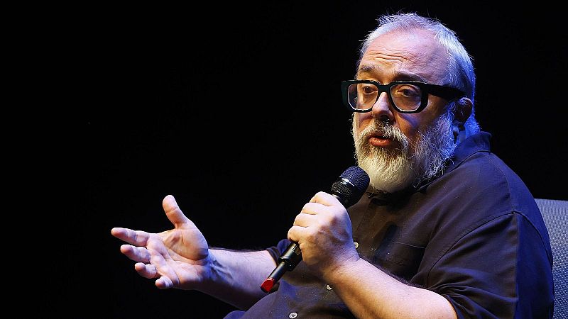 Hoy Empieza Todo - Gente Que Trabaja: Alex de la Iglesia, Premio Fugaz de Honor 2026 - Hoy empieza todo | Escuchar