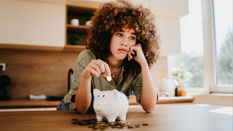 Fin de mes - Comprar una casa, el sufrimiento de una generación - Escuchar ahora