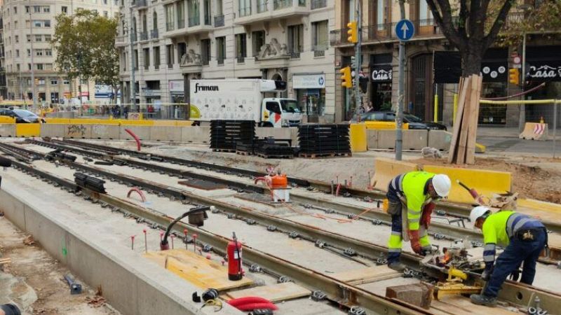 Arrenquen les obres d’estiu amb talls al tramvia i al metro | Escoltar
