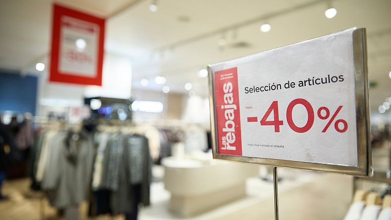 El mat� de R�dio 4 - Barcelona Oberta: "El 80% dels comer�os avancen les rebaixes d'estiu amb descomptes d'entre el 20 i el 40%" - El mat� de R�dio 4 | Escoltar