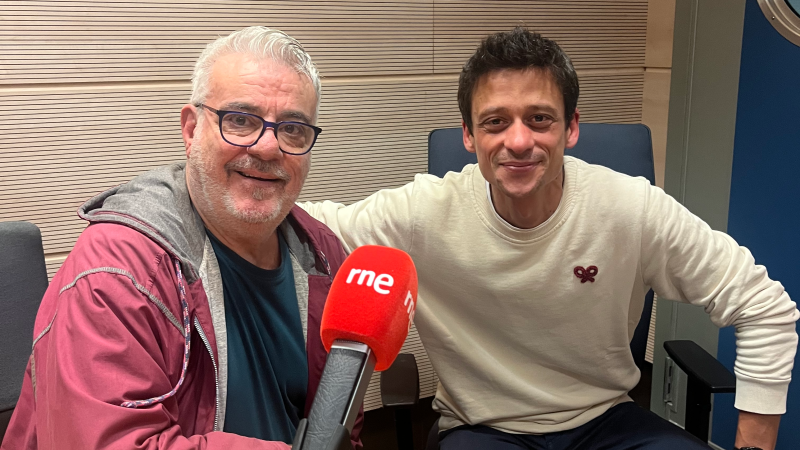 M. Salcedo: "Quise dejarlo porque el éxito me vino muy grande" - La hora inesperada | Escuchar