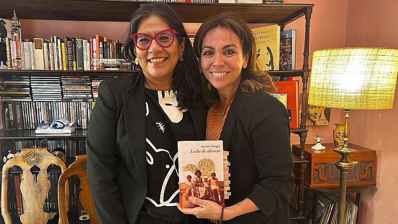 Libros de arena - Socorro Venegas y 'Leche de silencio' - Escuchar ahora