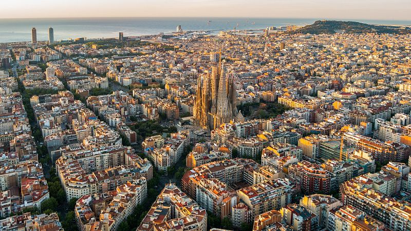 Congr�s Mundial d'Arquitectura a BCN. Parlem amb Marta Vall-Llossera - S�n 4 dies | Escuchar