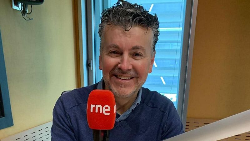 No es un día cualquiera - Operando con Ramón Gener: serenatas en Guadix - Operando con Ramon Gener | Escuchar