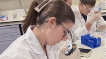 Sara Mitchell investigar� el c�ncer amb 17 anys becada pel MIT