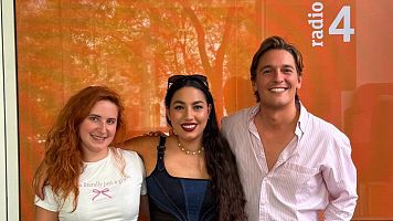 Mar�a Jos� Llergo: "El meu avi em va dir: canta, cobra, per� no et venguis"