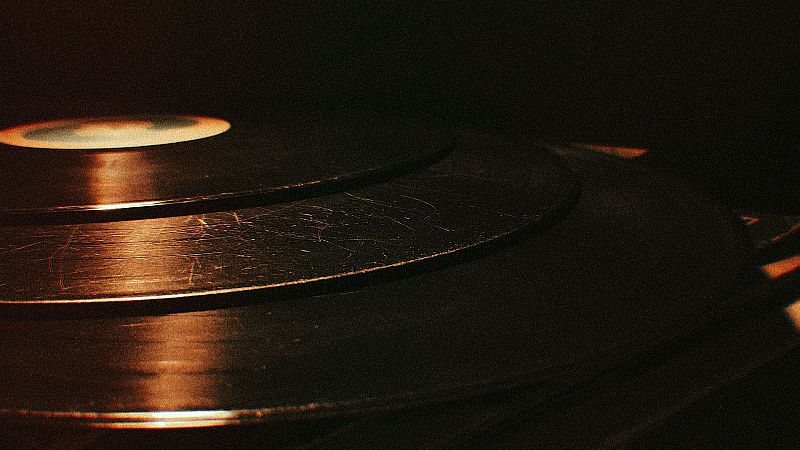 Frank T presenta - Dark Mourning - 01/07/26 - Frank T presenta | Escuchar