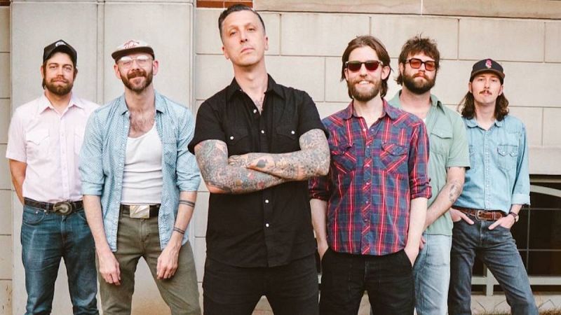 Sin rodeos - American Aquarium encuentra nuevas formas de perder - 01/07/26 - Escuchar ahora