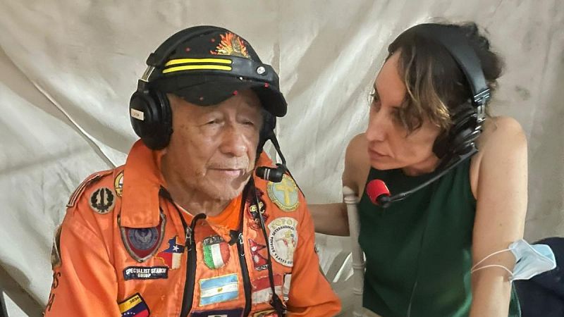 La esperanza resiste entre los escombros de La Guaira - Las mañanas de RNE | Escuchar