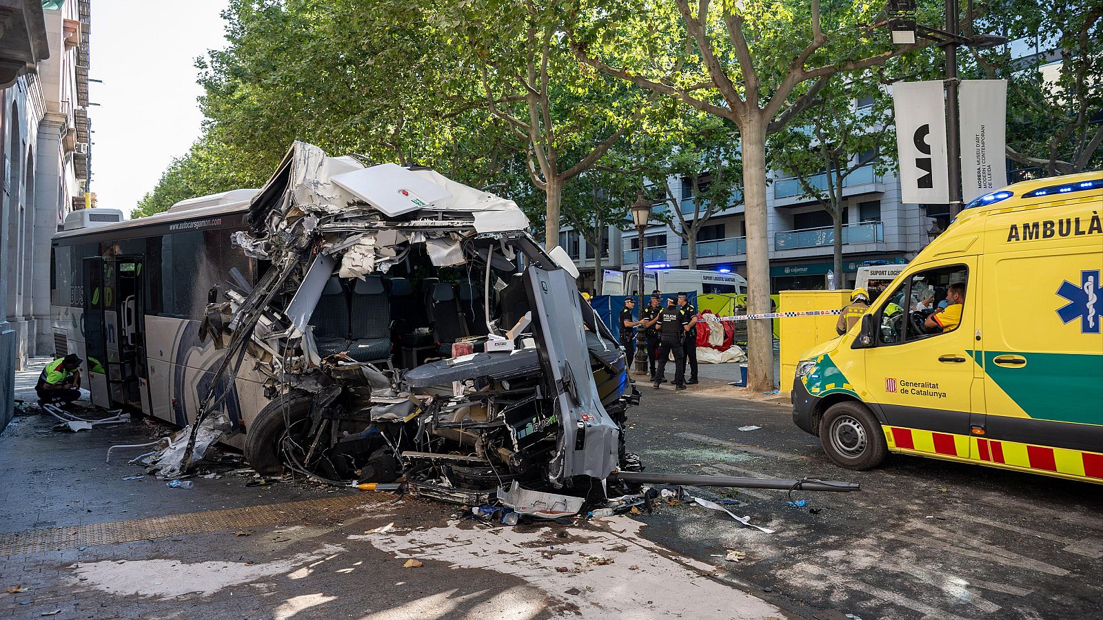 F�lix Larrosa, alcalde de Lleida: "L'accident de l'autocar �s el m�s greu que ha passat mai a Lleida"