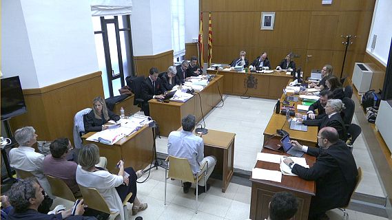 C�rrecs policials neguen descoordinaci� amb Salut en la vacunaci� covid