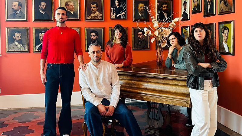 Los residentes del Centro Dram�tico Nacional - La lira de Apolo | Escuchar