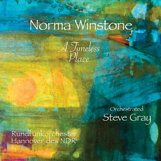 Norma Winstone atemporal