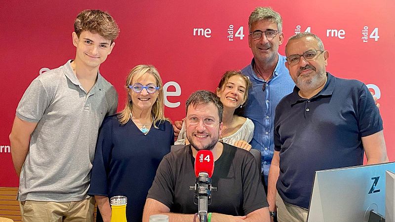 S�n 4 dies- 04-07-26 2ona hora: Tert�lia setmanal - S�n 4 dies | Escuchar