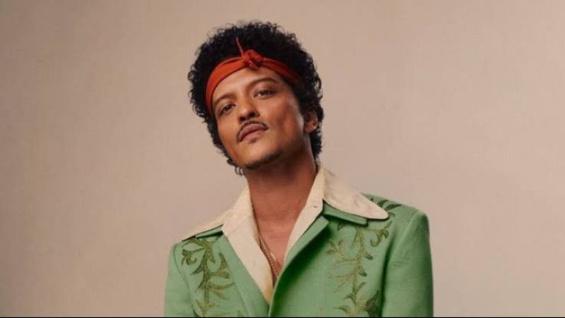 Black Vibes - Bruno Mars está aquí - 05/07/26 - Black vibes | Escuchar