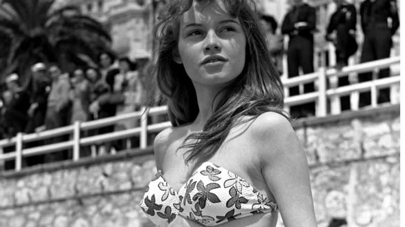 No es un día cualquiera - Tertulia maduritos interesantes: Día Mundial del Bikini y los cines de verano | Escuchar