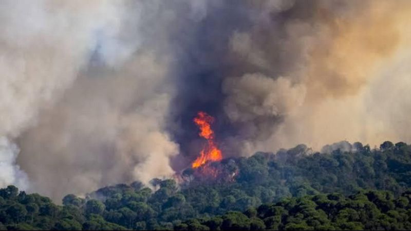 El mat� de R�dio 4 - Ferran Garcia, sotsinspector dels Bombers: "No est� clar que l'incendi de les Gavarres quedi controlat aquest dilluns" - El mat� de R�dio 4 | Escoltar