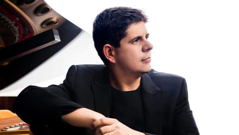 Festivales de verano - Falla, Chopin y Alb�niz por Javier Perianes - 06/07/26 - Festivales de verano | Escuchar