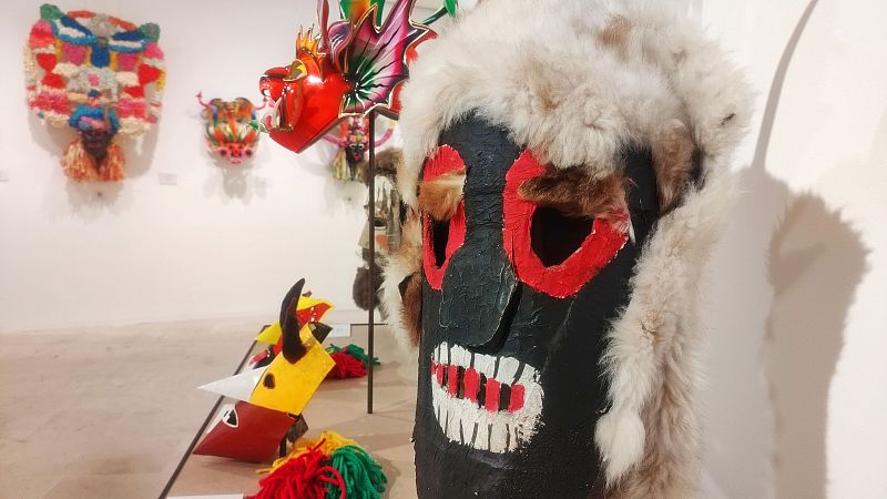 Escapadas - Máscaras: símbolos de identidad - 07/07/26 - Escuchar ahora