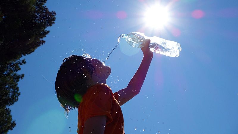 El mat� de R�dio 4 - Una tercera onada de calor, pitjor que l'actual, afectar� Catalunya la setmana que ve - El mat� de R�dio 4 | Escoltar