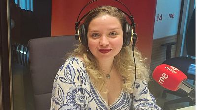 El Ojo Cr�tico - El realismo m�gico de Elaine Vilar Madruga llega a ?La piel hembra? - Escuchar ahora
