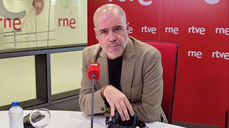 Sordo (CCOO) rechaza vincular el aumento de las bajas al fraude y señala al deterioro de la sanidad - Las mañanas de RNE | Escuchar