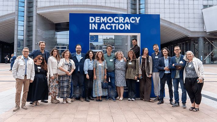 Europa Abierta - Embajadores españoles del Pacto Climático viajan a Bruselas - Escuchar ahora