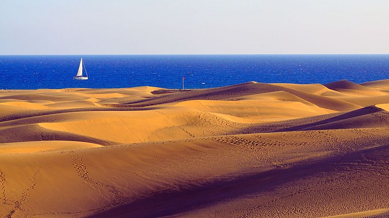 Vistas al mar I - Arena del desierto - 08/07/26 - Vistas al mar | Escuchar