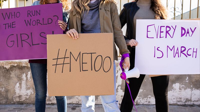 Segona hora: Posem el Zoom al feminisme jove marcat per una guerra interna - Xavif�rnia | Escoltar