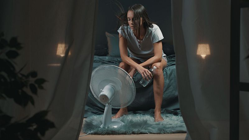 L'Entrellat - Les nits torrides i roents - La gesti� de Creu Roja a Vene�uela - Tert�lia amb Vicen� Sanclemente, Joan Herrera i Lluis Quevedo - L'Entrellat | Escoltar