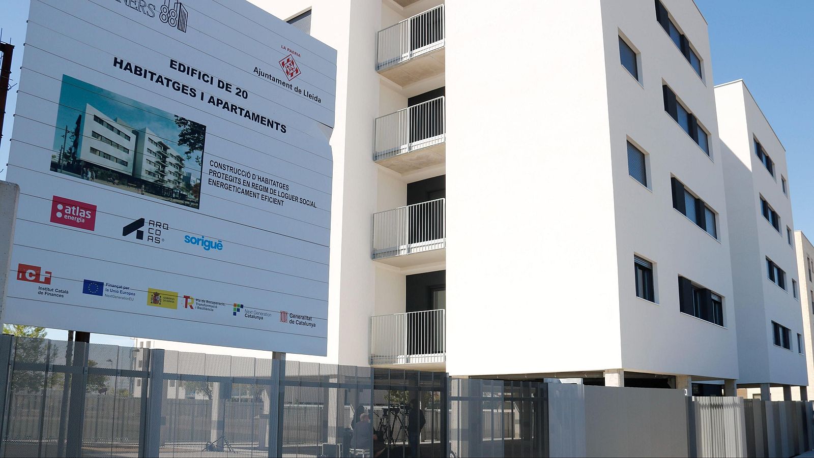 L'accés a l'habitatge, principal problema per als barcelonins | TONI CONDE