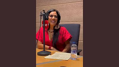El Ojo Cr�tico - Lila Downs inicia una nueva etapa con ?Cambias mi mundo? - Escuchar ahora