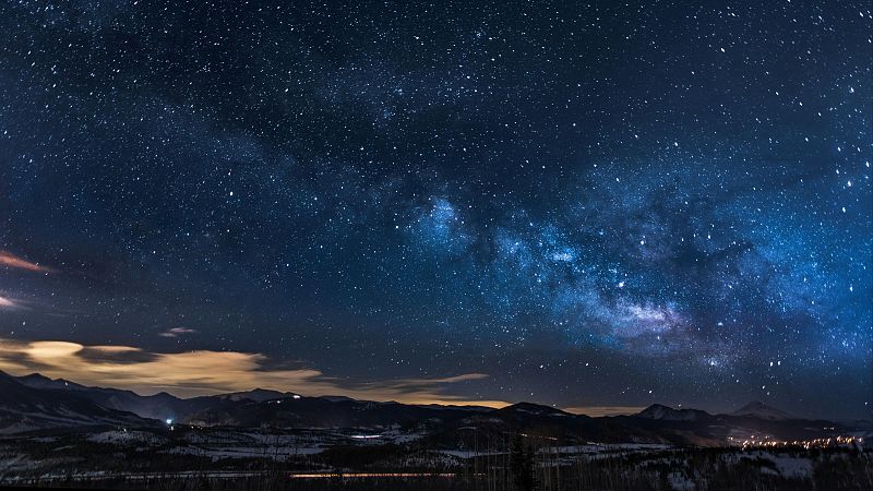 La noche es bella - El azul de la Noche inmensa - 11/07/26 - La noche es bella | Escuchar